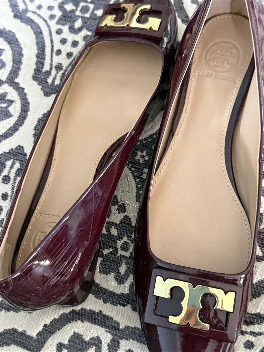 Tory Burch Patent Leather Ballet Flats in Deep Burgundy with Gold Emblem